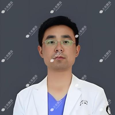 王灿领