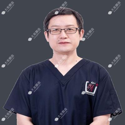 周铭