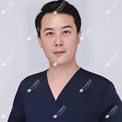 张志武