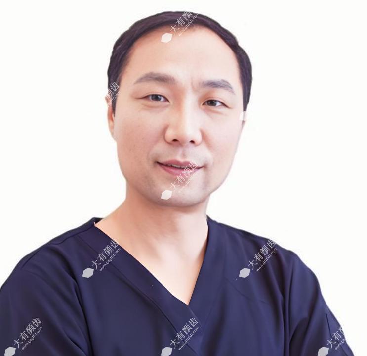 邱承林