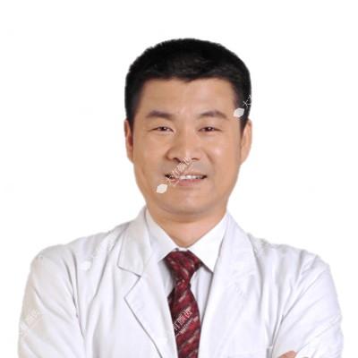 李川