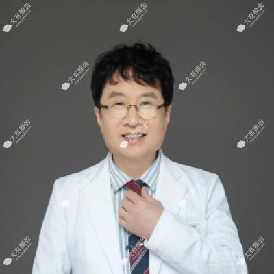 李明燮