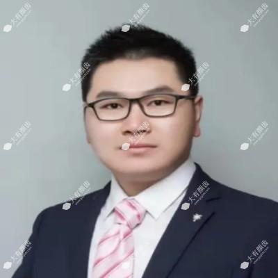 李亚飞