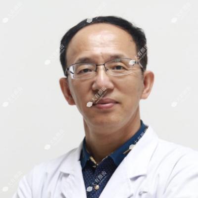 杨伟杰