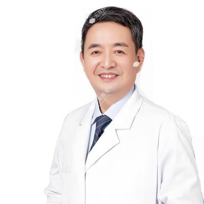 周健