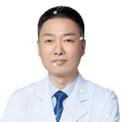 李超